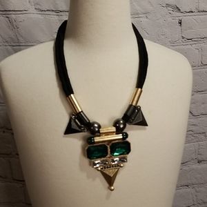 Avon Bold Statement Necklace